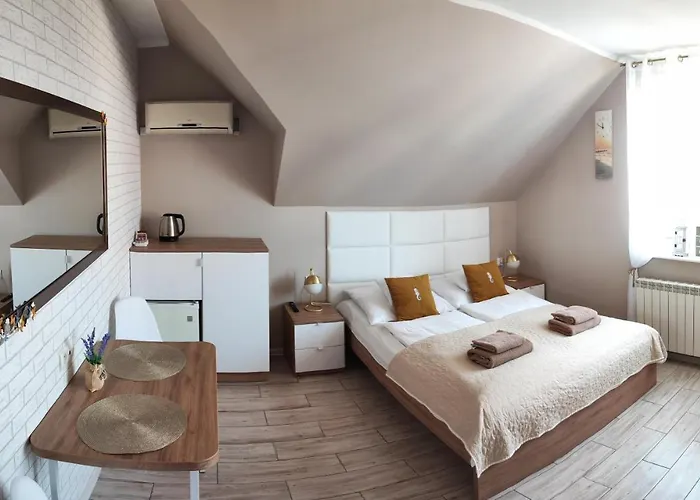 Konik Morski Πανσιόν 4*